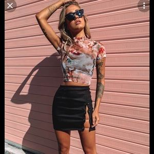 Beginning boutique queen of noise skirt